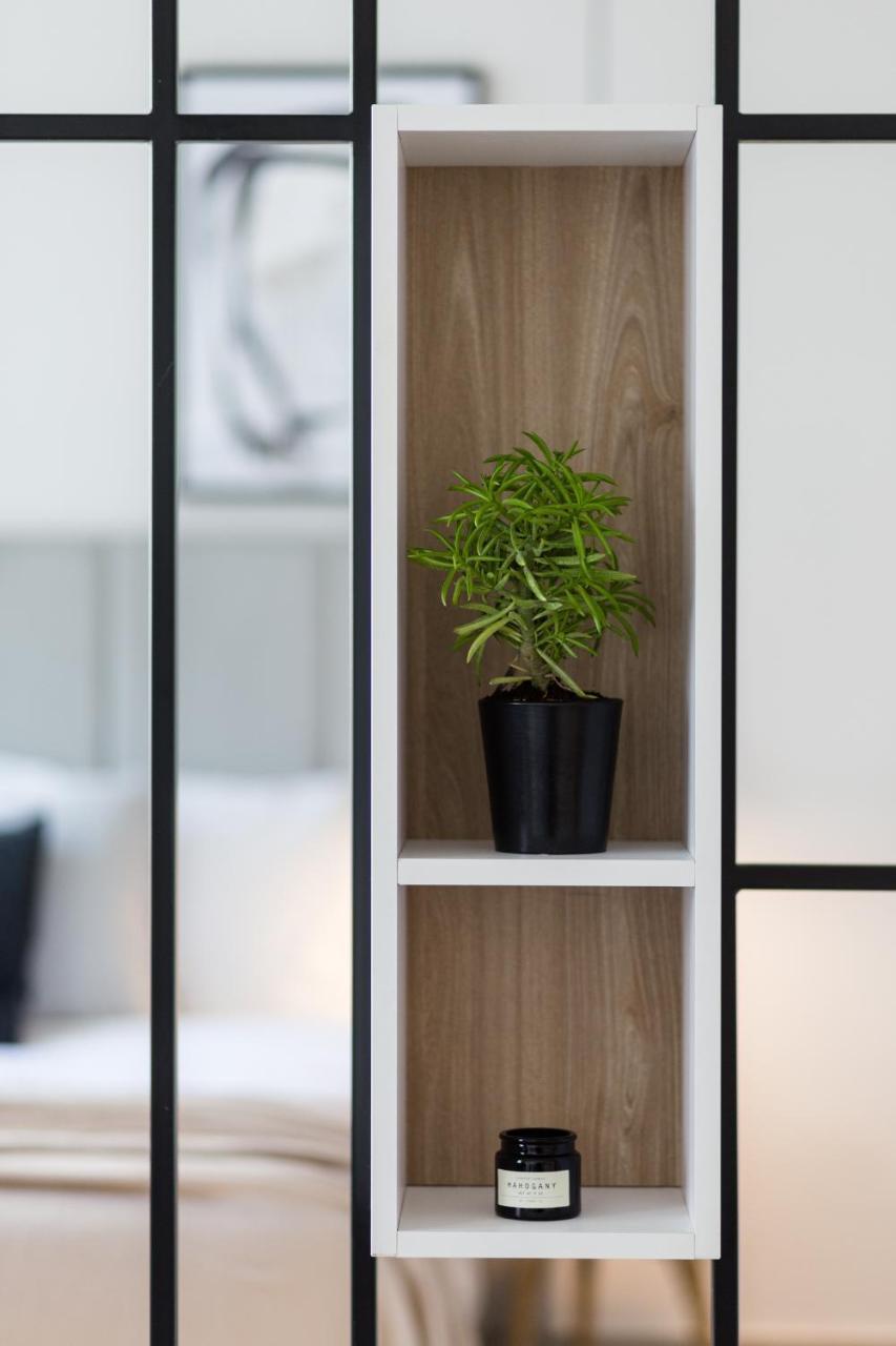 Luxury Apartments In Plaka By Upstreet Atenas Exterior foto