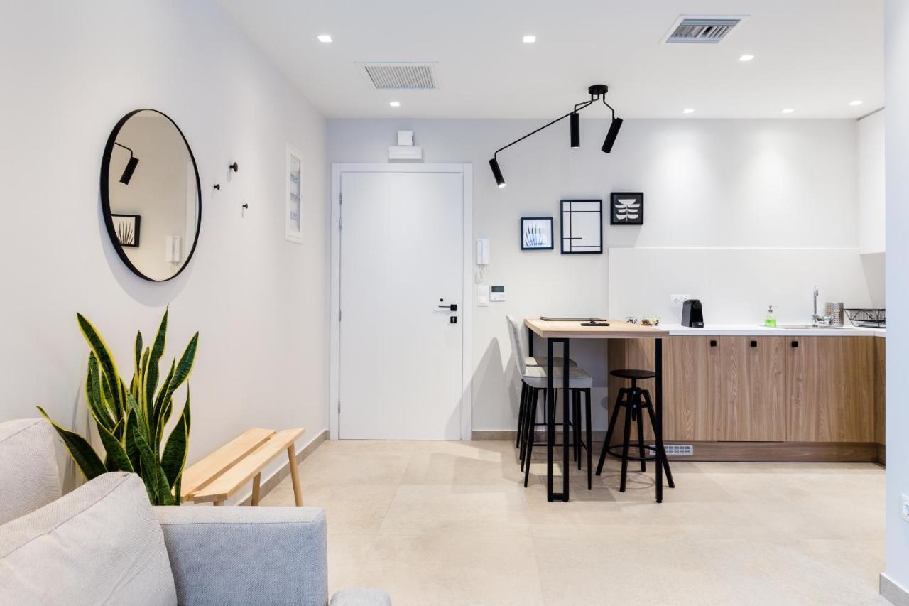 Luxury Apartments In Plaka By Upstreet Atenas Exterior foto