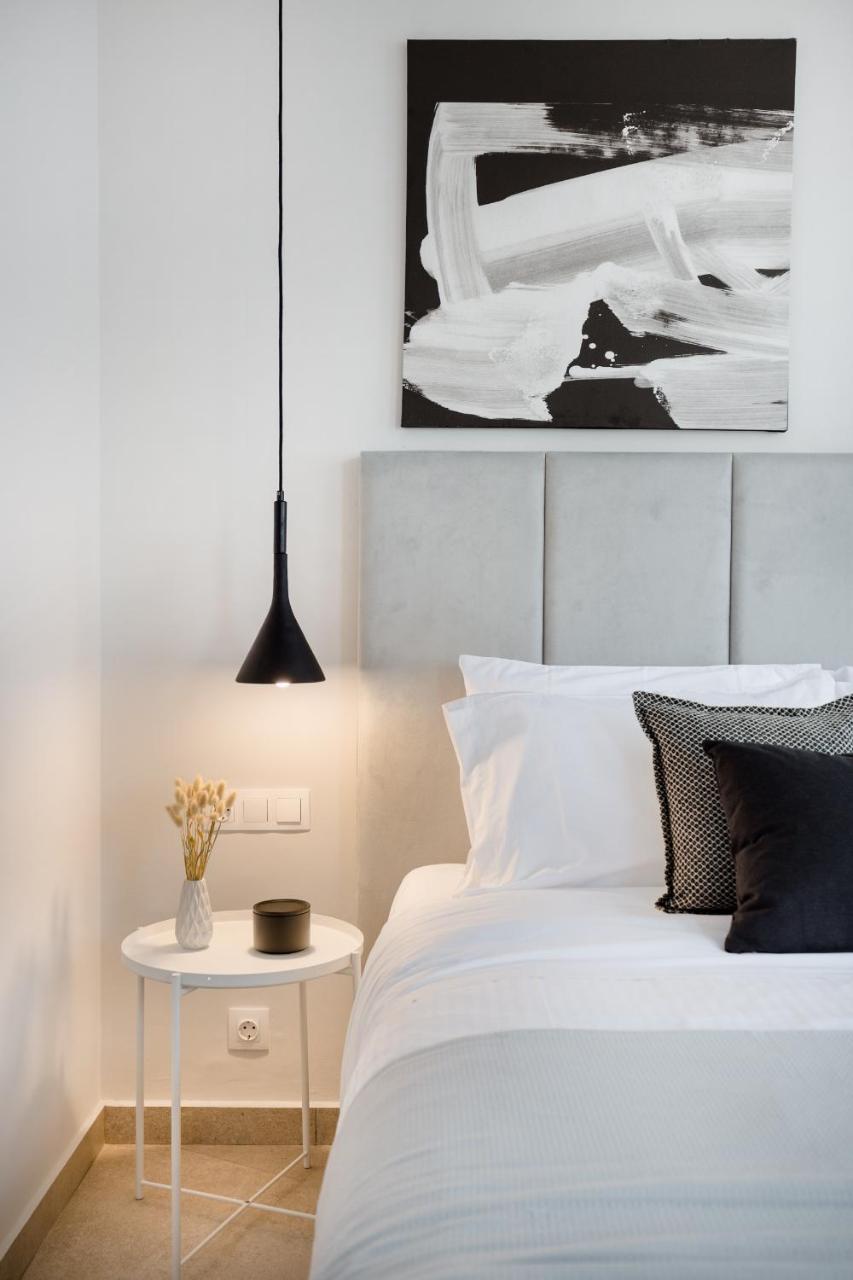Luxury Apartments In Plaka By Upstreet Atenas Exterior foto